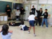 縦割り遊び（だるまさん）