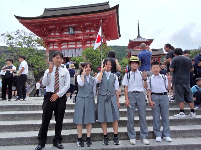清水寺の入口付近