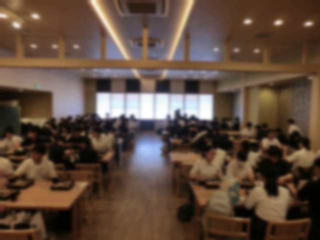 最後の食卓は学年全員で